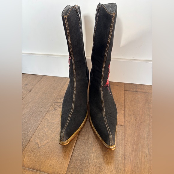 Tiramisu Boots - Picture 2 of 9